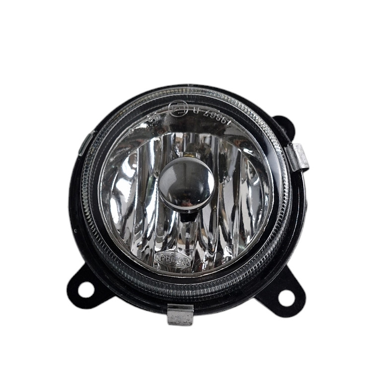 چراغ مه شکن جلو سمت راست گروه پژوهش صنعت مدرن کد85745مناسب برای پژو SLX 405